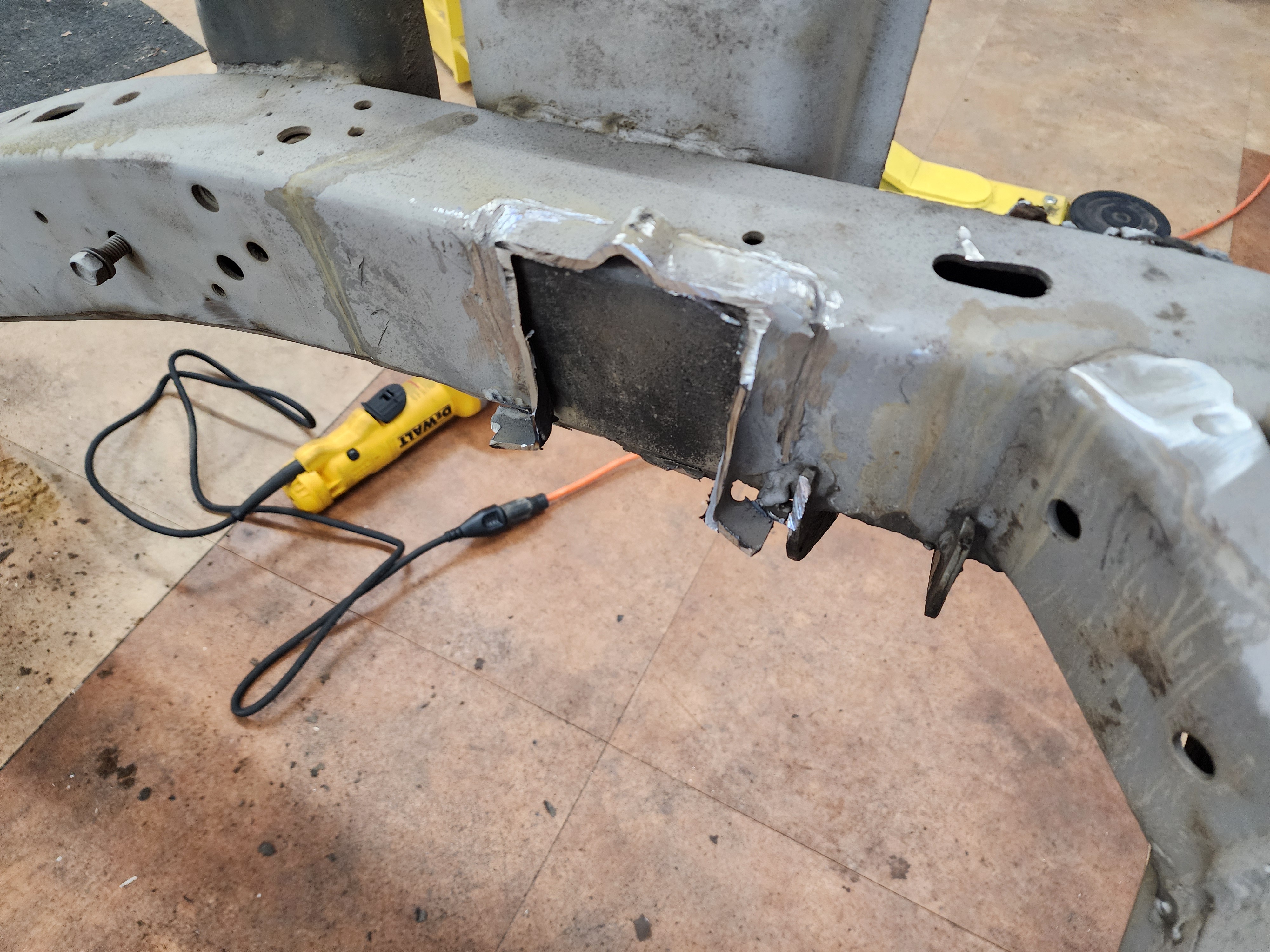 The welds on the original motor mounts however, those were nice!